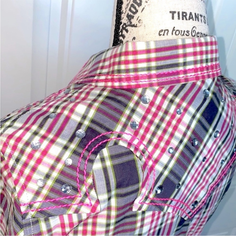 Ariat Western Style Button Down - Picture 7 of 8